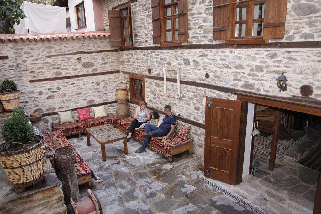 Апартаменты Yeni Gelin Evi Бирги Экстерьер фото